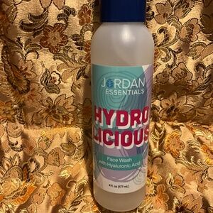 Hydrolicious Face Wash Hyaluronic Acid - Jordan Essentials